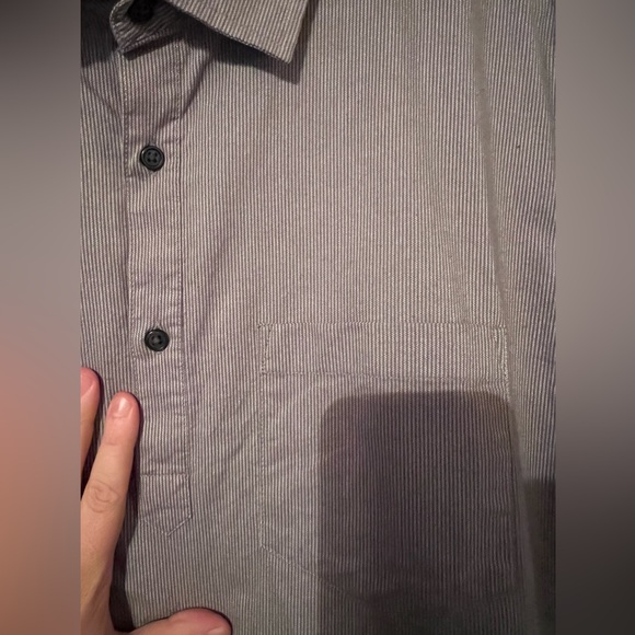 Men’s Old Navy Built In Flex Button Polo (Size XL) - Picture 2 of 3